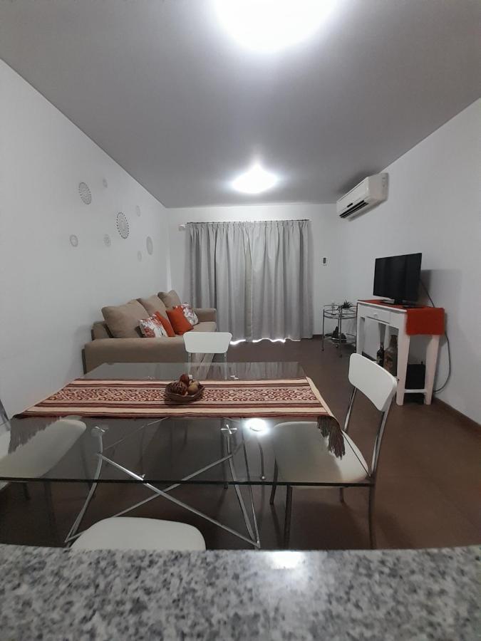 Departamento Centrico Plaza Alvarado Con Cochera Салта Екстериор снимка