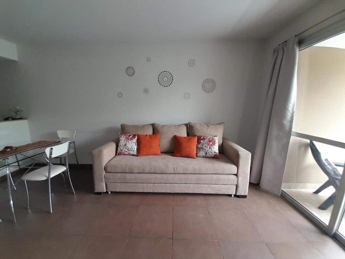Departamento Centrico Plaza Alvarado Con Cochera Салта Екстериор снимка