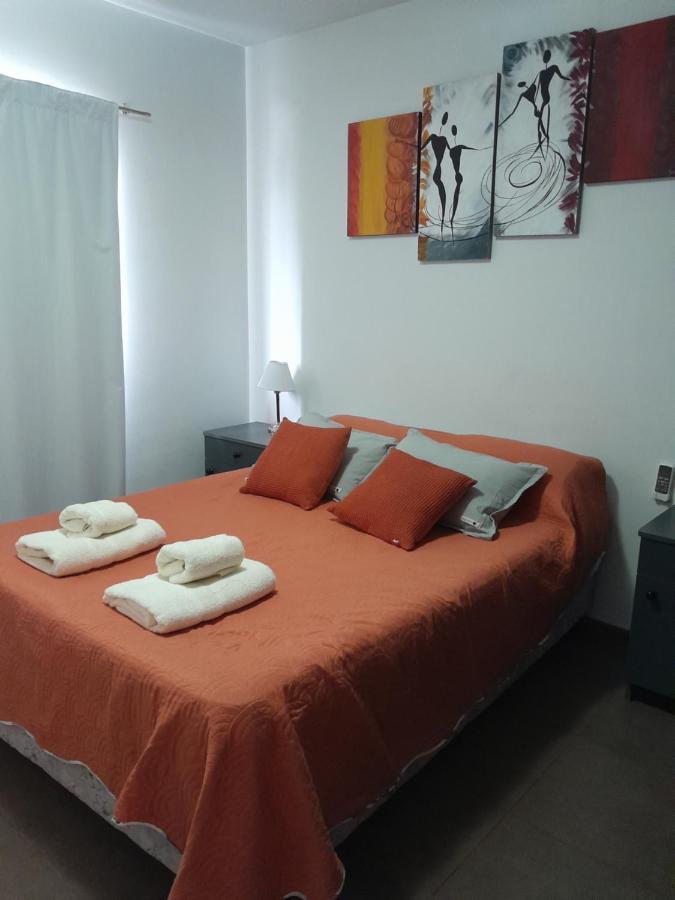 Departamento Centrico Plaza Alvarado Con Cochera Салта Екстериор снимка