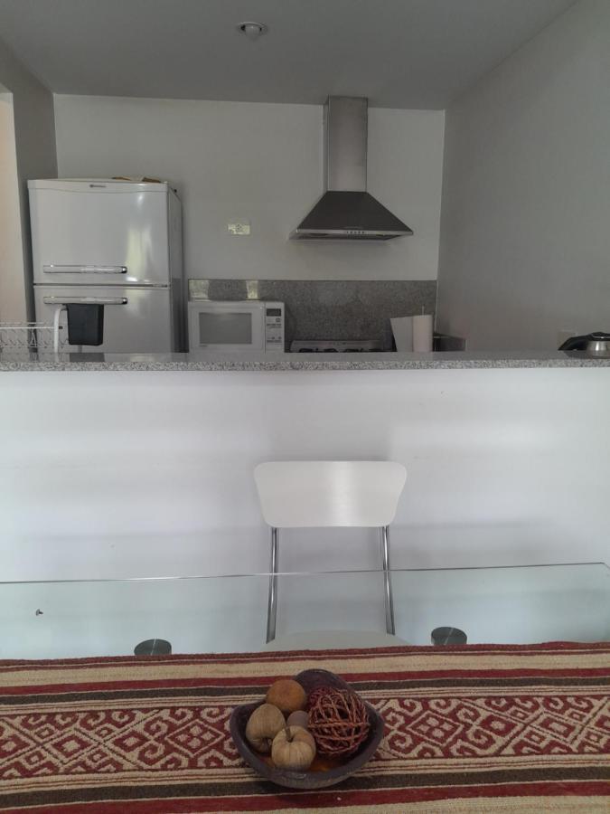 Departamento Centrico Plaza Alvarado Con Cochera Салта Екстериор снимка