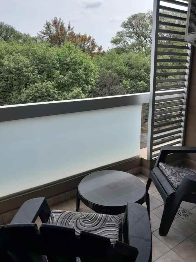 Departamento Centrico Plaza Alvarado Con Cochera Салта Екстериор снимка